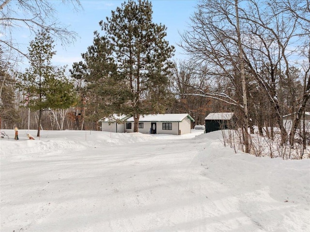 view of yard covered in snow