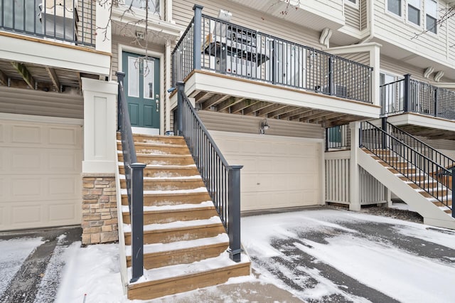 property entrance featuring a garage