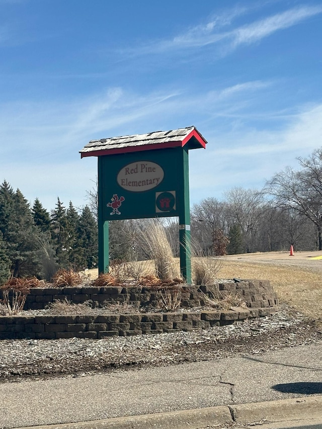 4884 Avery Ct, Eagan, MN 55123 - view of community / neighborhood sign