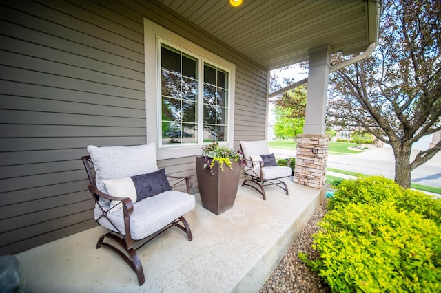 2441 Rosewood Ln SW, Rochester, MN 55902 - view of covered porch