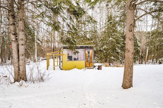 view of yard covered in snow