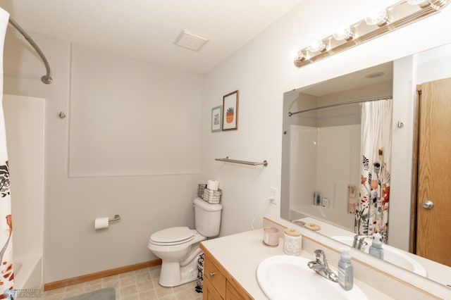 bathroom with toilet, visible vents, vanity, and shower / tub combo with curtain