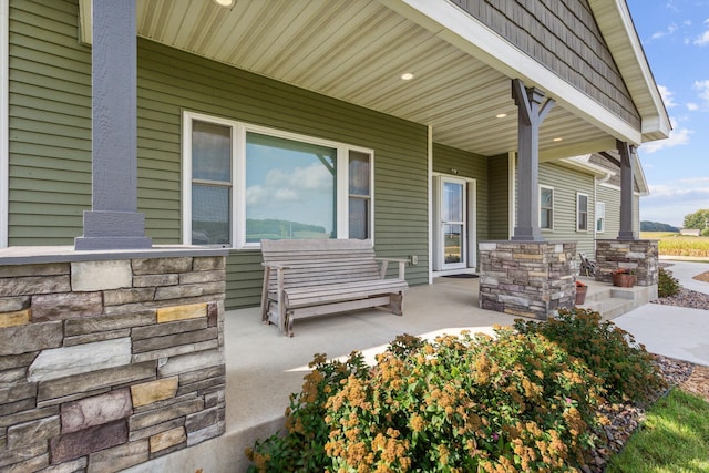 view of patio featuring covered porch