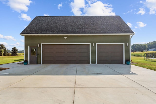 view of detached garage