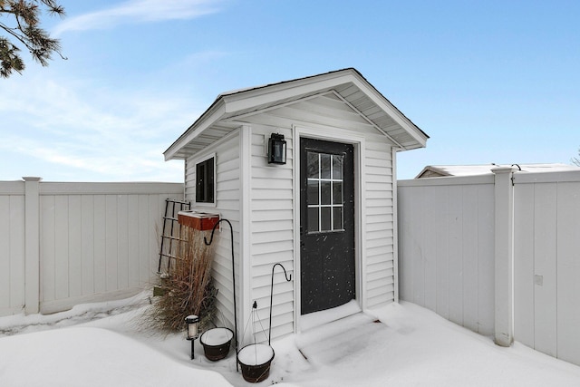 view of outbuilding