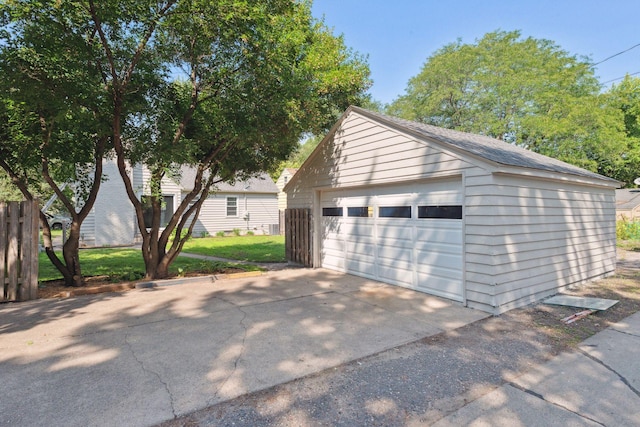 view of detached garage