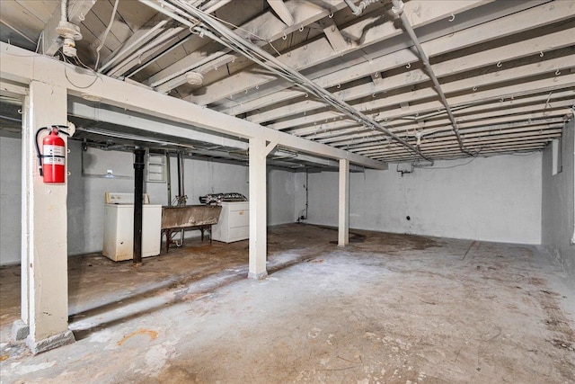 basement with washer / dryer