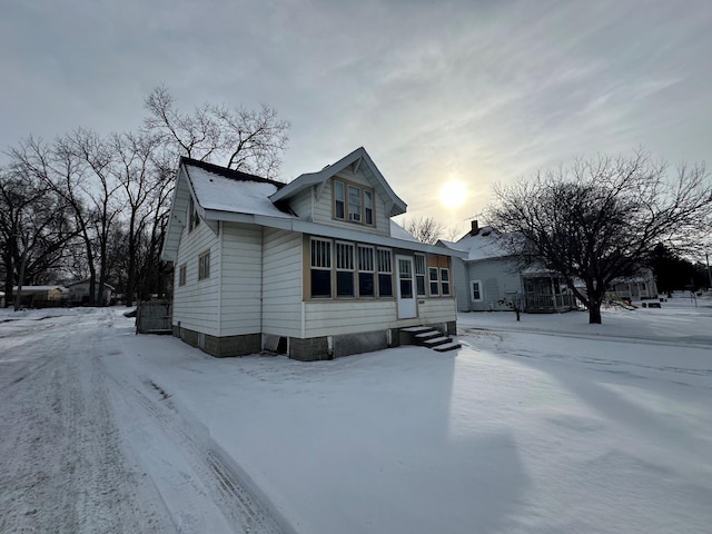 view of front of property