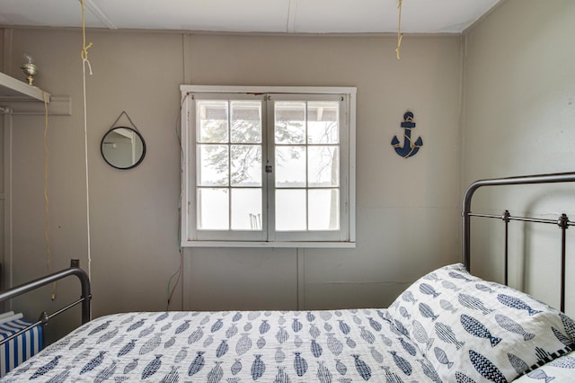 bedroom featuring radiator heating unit