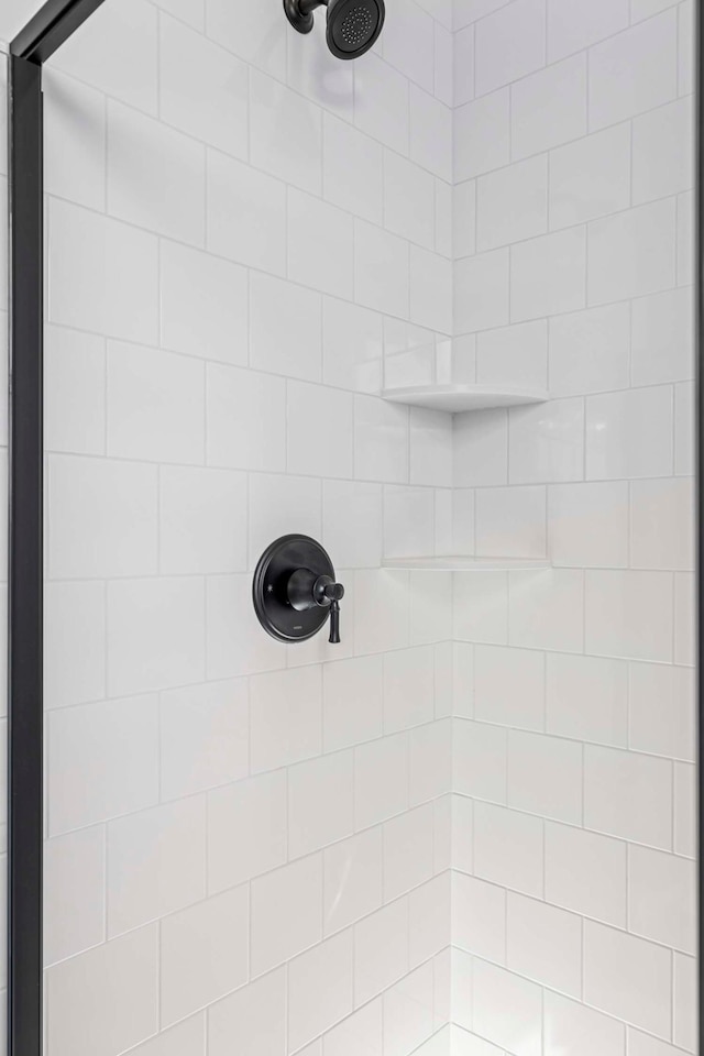 10974 37th St N, Lake Elmo, MN 55042 - room details featuring tiled shower