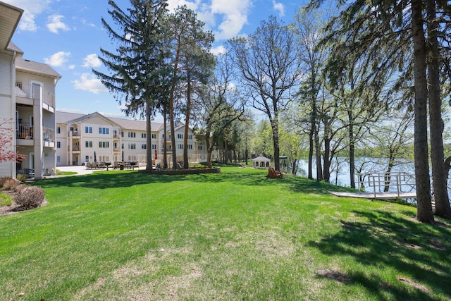 11030 Mississippi Blvd NW Unit 221, Coon Rapids, MN 55433 - view of green lawn