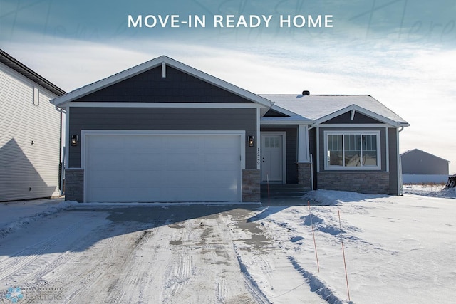 view of front of property featuring a garage