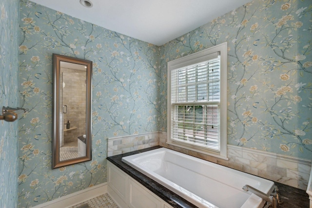 5231 Clinton Ave, Minneapolis, MN 55419 - full bathroom featuring a garden tub