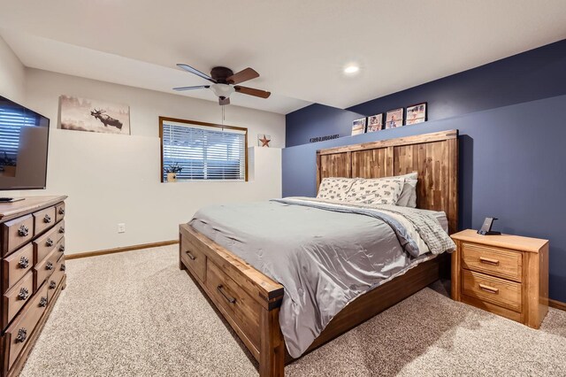 bedroom featuring ceiling fan, recessed lighting, baseboards, and light carpet