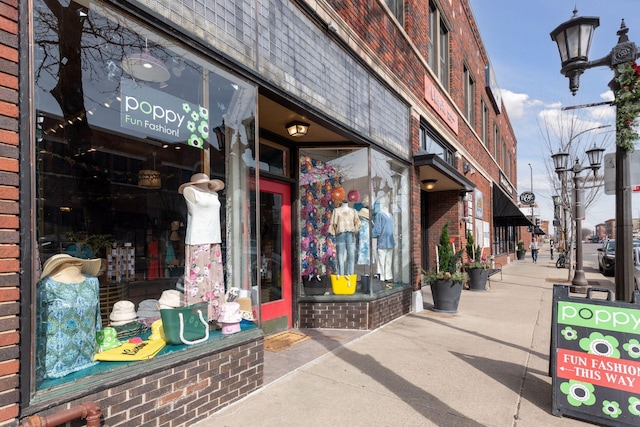 598 Summit Ave Unit 1, Saint Paul, MN 55102 - view of building exterior