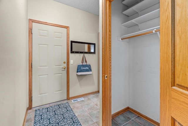 16091 Northwood Rd NW, Prior Lake, MN 55372 - view of closet