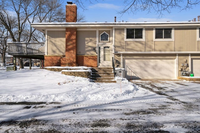 view of front of house featuring a garage