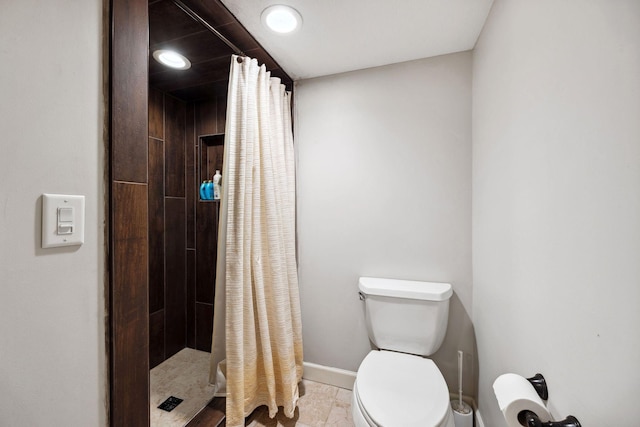 2650 Fox St, Orono, MN 55391 - full bath with toilet, a stall shower, and baseboards