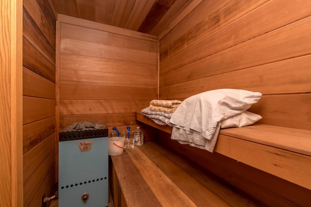 view of sauna / steam room