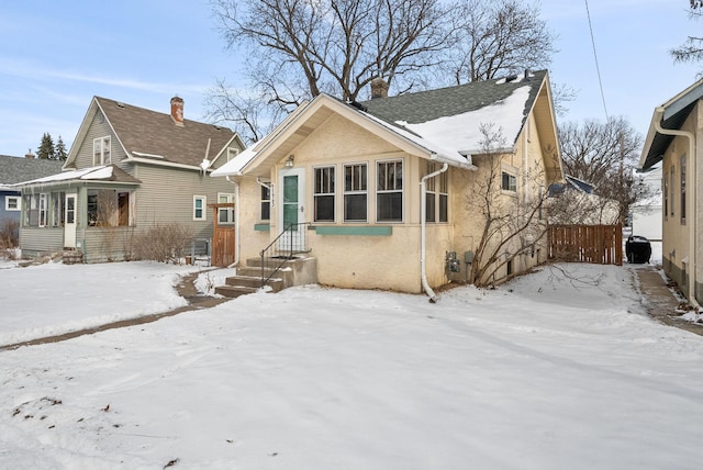 view of front of property