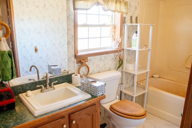 4906 32nd St SW, Pine River, MN 56474 - full bath featuring toilet, wallpapered walls, walk in shower, and vanity