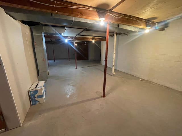 1920 Spruce Ave, Worthington, MN 56187 - view of unfinished basement