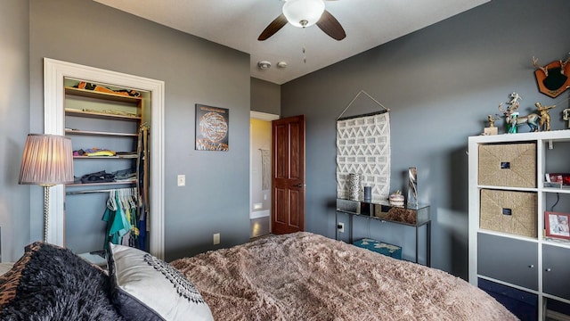 bedroom with a closet