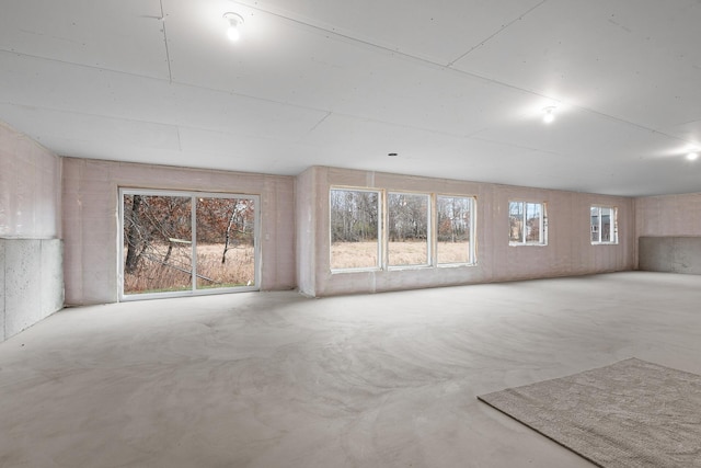 22816 Jarvis St NW, Elk River, MN 55330 - interior space