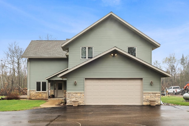 view of front facade with a garage