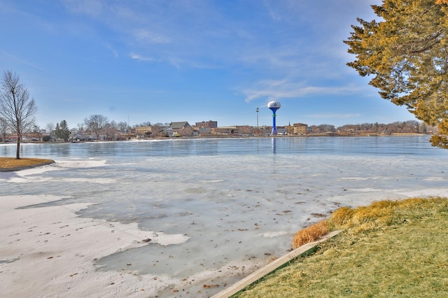 view of water feature