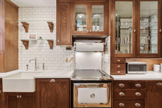 kitchen with sink and backsplash