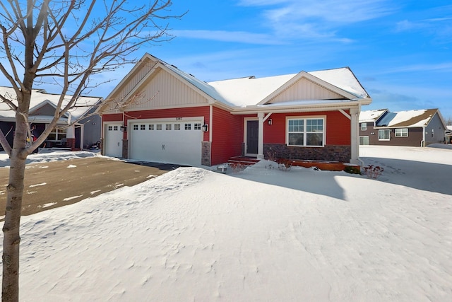 view of front of house featuring a garage