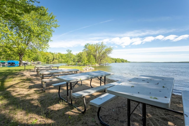 view of property's community featuring a water view