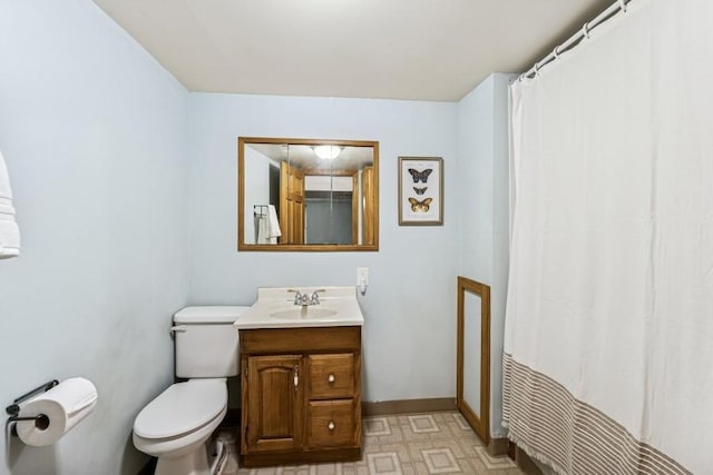 4345 Upper 145th St W, Rosemount, MN 55068 - full bath with tile patterned floors, vanity, and a shower with curtain