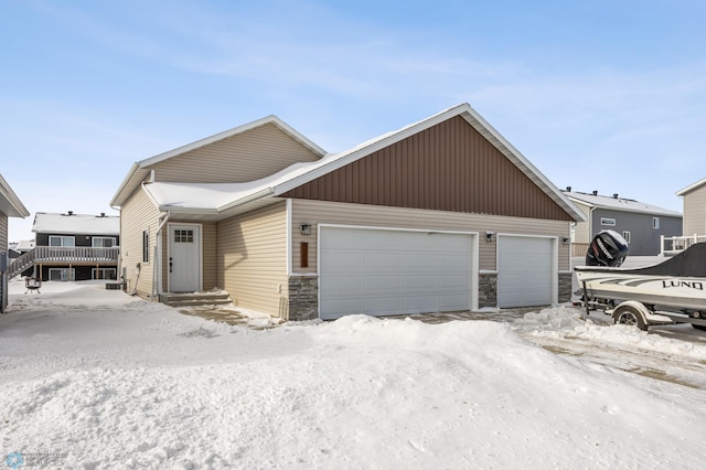 view of front of house featuring a garage