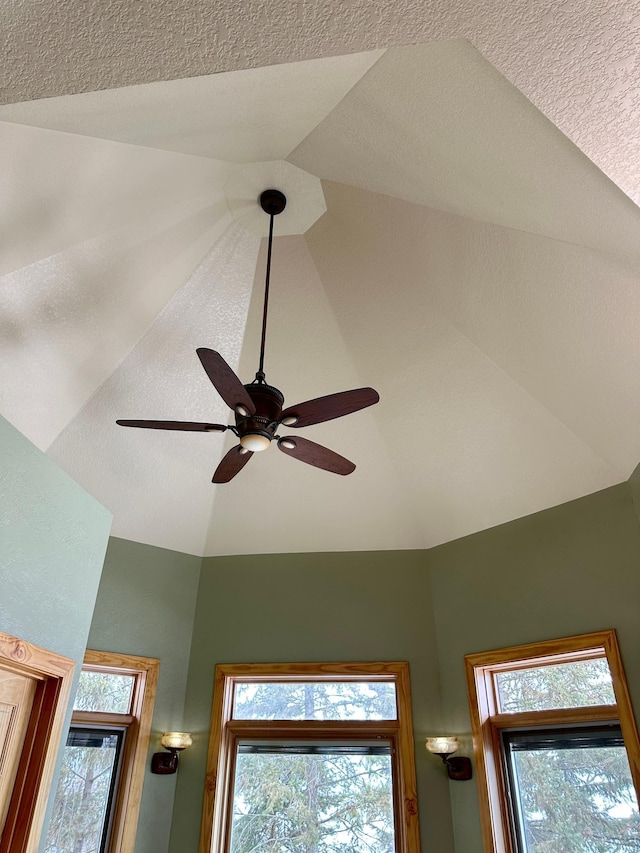 interior details with a ceiling fan