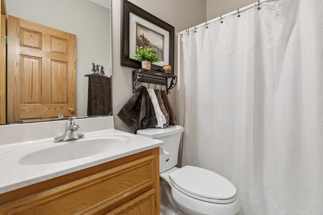 8051 165th St E, Credit River Twp, MN 55372 - bathroom with vanity and a shower with curtain