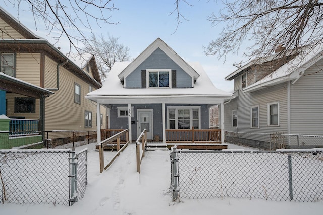 view of front of property featuring a porch