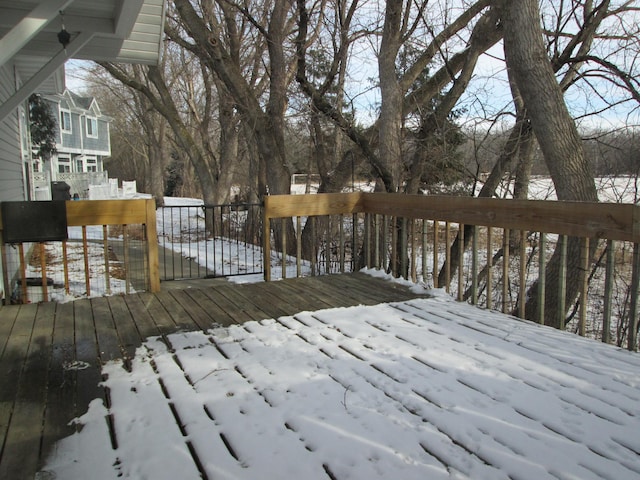 1902 Tiffany Cove Ln SW, Rochester, MN 55902 - view of snow covered deck