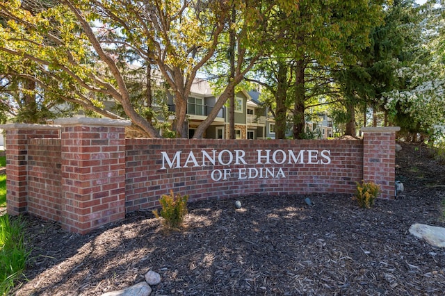 6964 Langford Ct, Edina, MN 55436 - view of community / neighborhood sign
