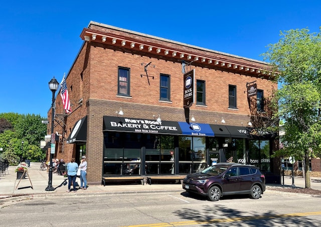 view of building exterior