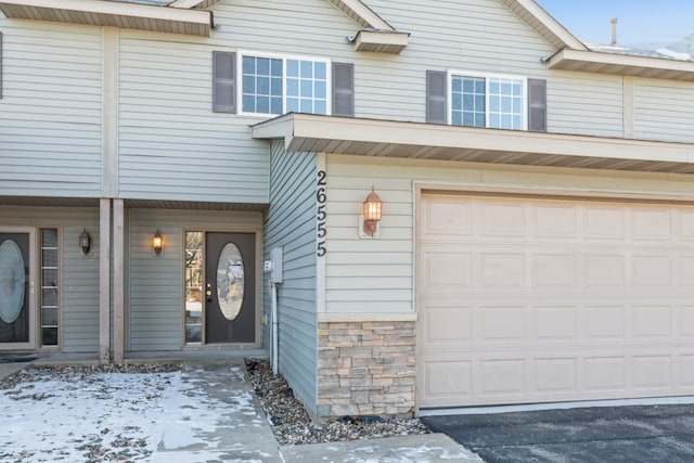 view of front of home featuring a garage