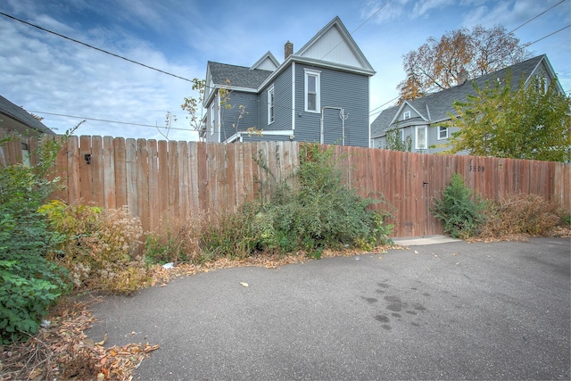 view of home's exterior