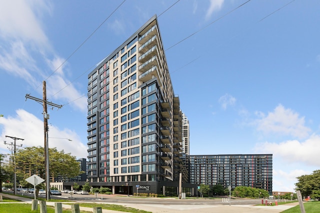1240 2nd St Unit 704, Minneapolis, MN 55415 - view of property