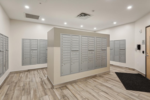 1240 2nd St Unit 704, Minneapolis, MN 55415 - view of home's community with mail area and recessed lighting