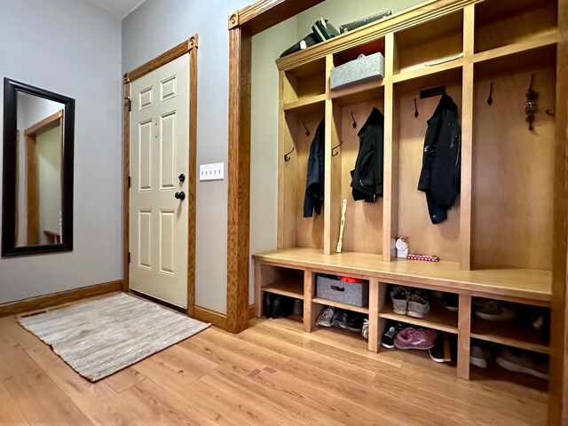 13943 Sundberg Ave, Graham Lakes Twp, MN 56131 - mudroom with wood finished floors and baseboards
