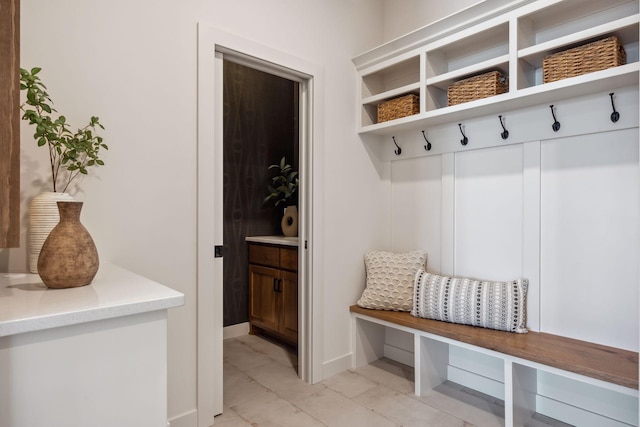 4718 Ordell Trl N, Stillwater, MN 55082 - mudroom featuring baseboards