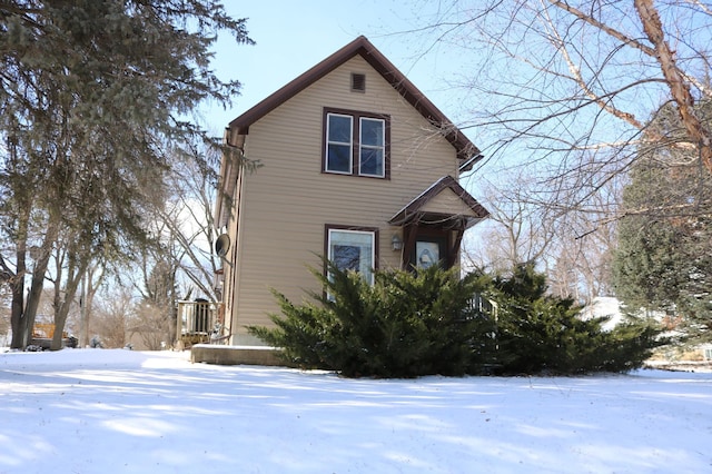 view of front of property