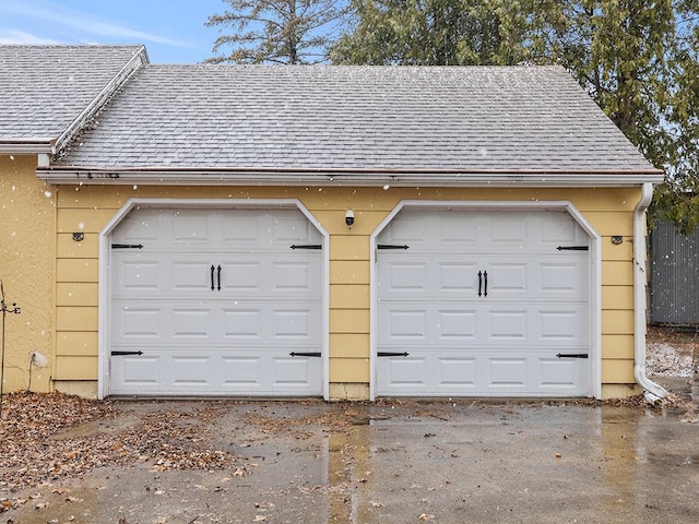230 Mcleod Ave W, Winsted, MN 55395 - view of garage