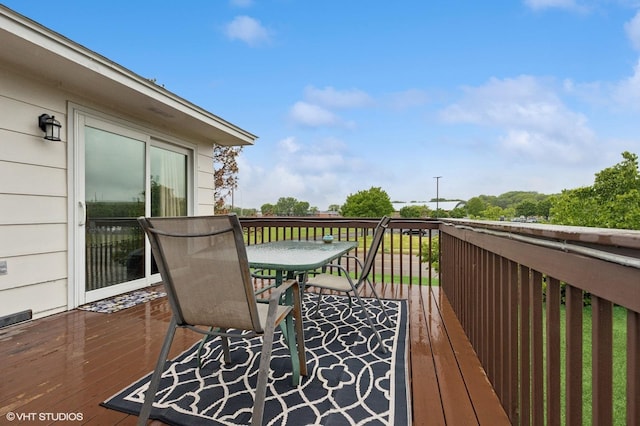 2528 Birchview Ln, Minnetonka, MN 55305 - deck with outdoor dining area